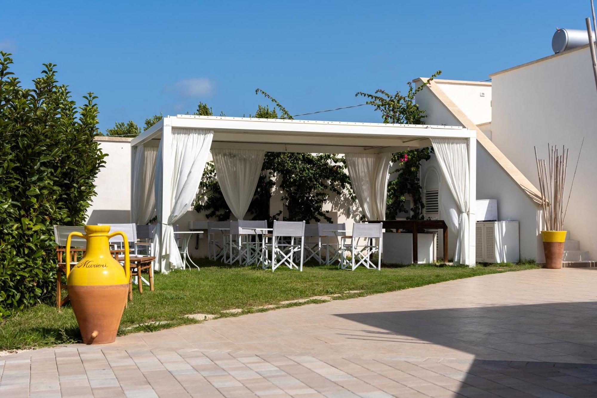 Murieri Rooms Otranto Exterior photo